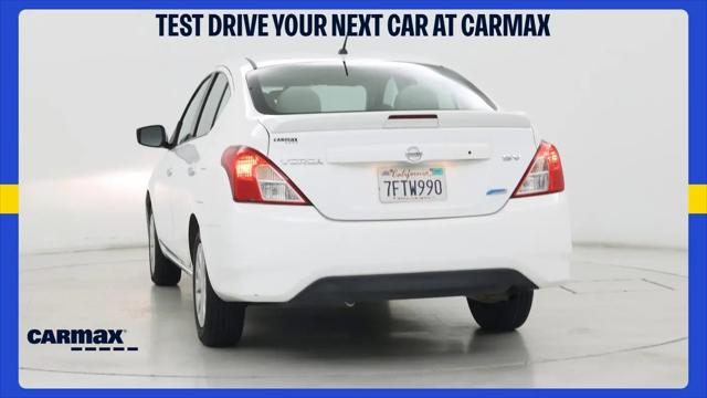 2015 Nissan Versa 1.6 SV