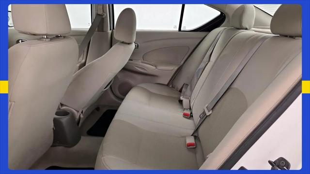 2015 Nissan Versa 1.6 SV
