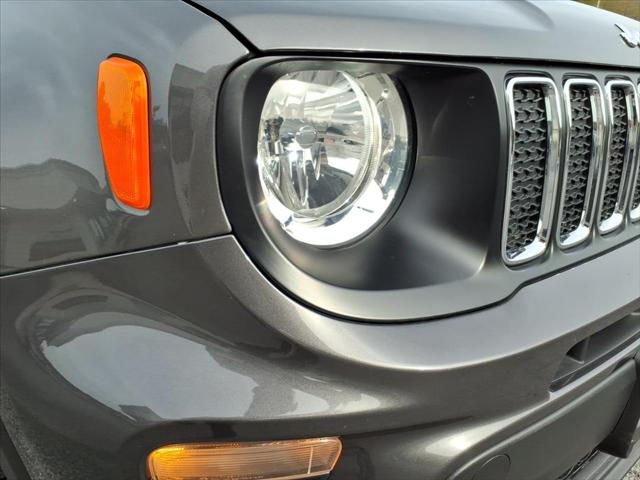 2021 Jeep Renegade Latitude 4x4 2021 Jeep Renegade Latitude 4x4