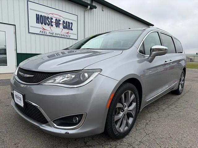 2018 Chrysler Pacifica Limited for sale in Rochester, IN