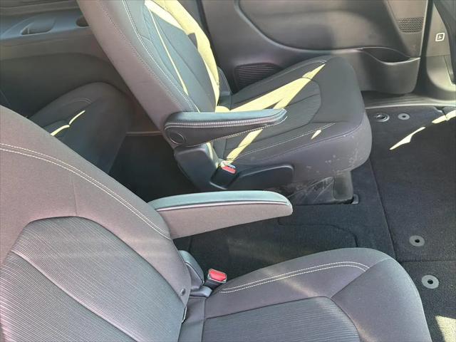 2020 Chrysler Pacifica Touring
