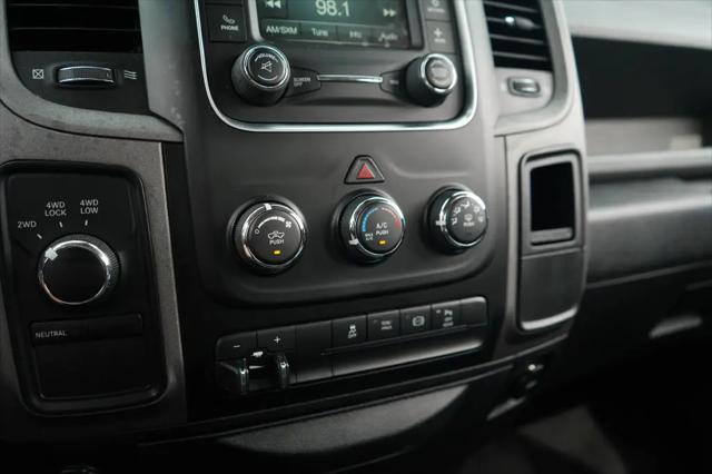 2017 Ram 2500 Tradesman Crew Cab 4x4 64 Box
