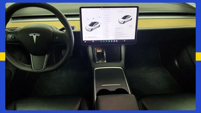 2021 Tesla Model 3 Standard Range Plus Rear-Wheel Drive
