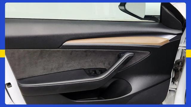 2021 Tesla Model 3 Standard Range Plus Rear-Wheel Drive