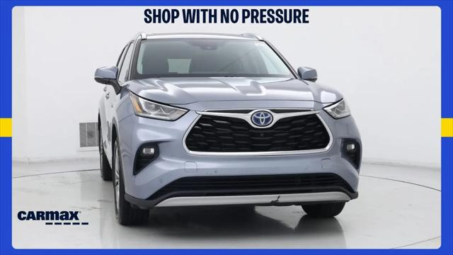 2021 Toyota Highlander Hybrid Platinum