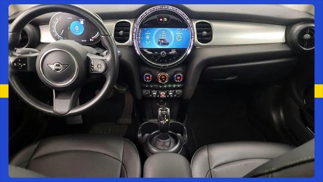 2022 MINI Hardtop Cooper