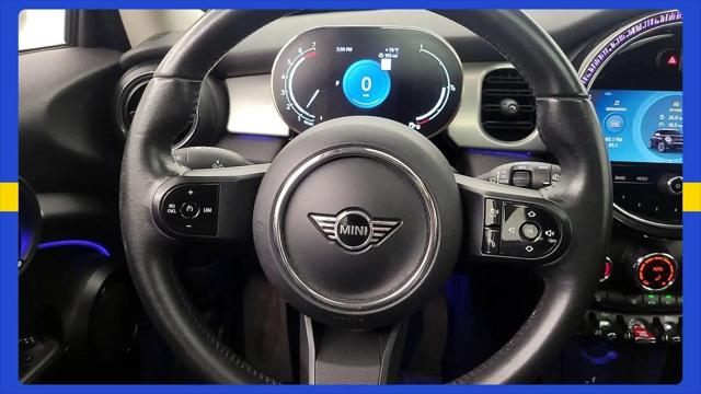 2022 MINI Hardtop Cooper
