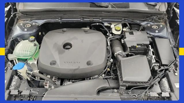 2021 Volvo XC40 T5 Momentum