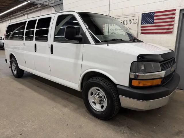 2015 Chevrolet Express LT for sale in Highland Park, IL