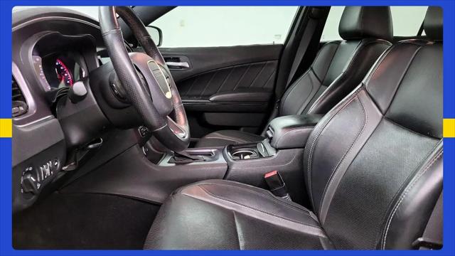 2016 Dodge Charger SXT