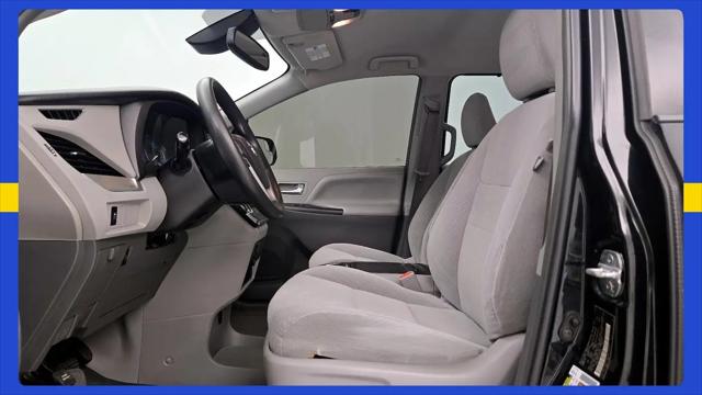 2018 Toyota Sienna LE 8 Passenger