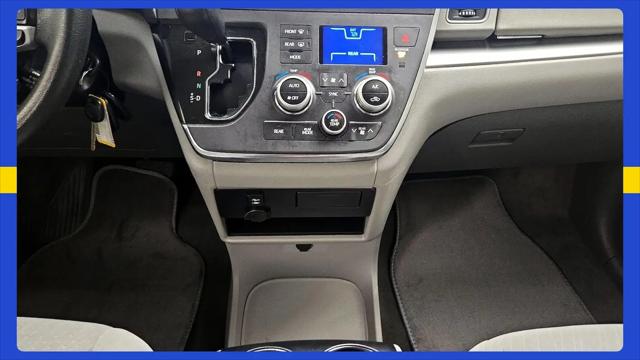 2018 Toyota Sienna LE 8 Passenger