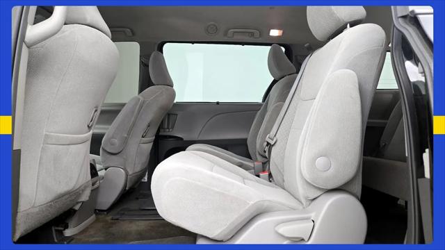 2018 Toyota Sienna LE 8 Passenger
