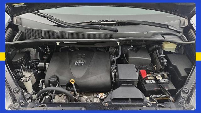2018 Toyota Sienna LE 8 Passenger