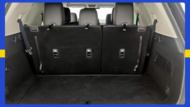 2025 Nissan Pathfinder SL FWD