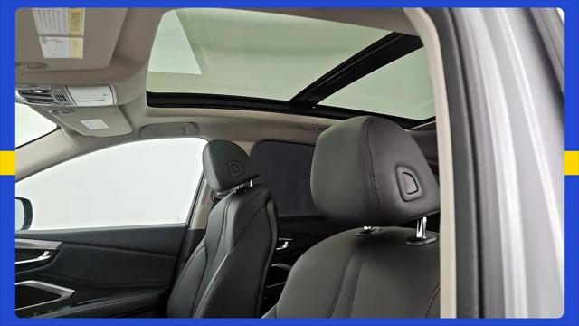 2023 Acura RDX Standard