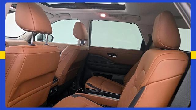 2025 Nissan Pathfinder Platinum 4WD