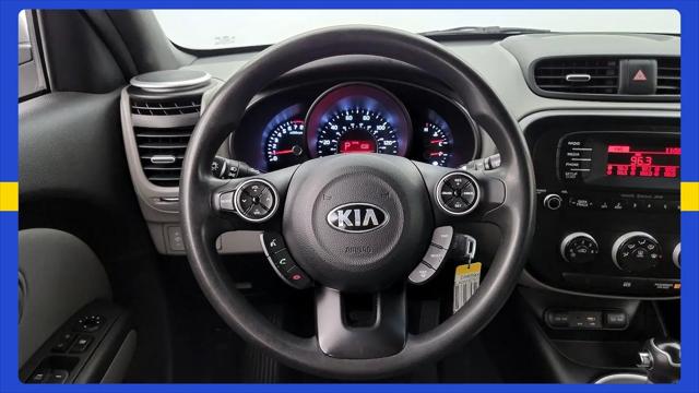 2016 Kia Soul Base