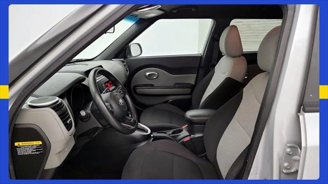 2016 Kia Soul Base