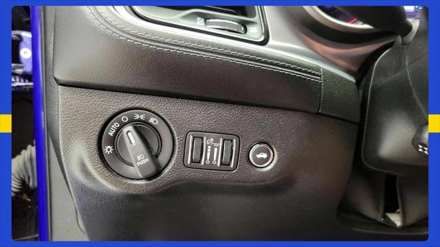 2021 Dodge Challenger SXT AWD