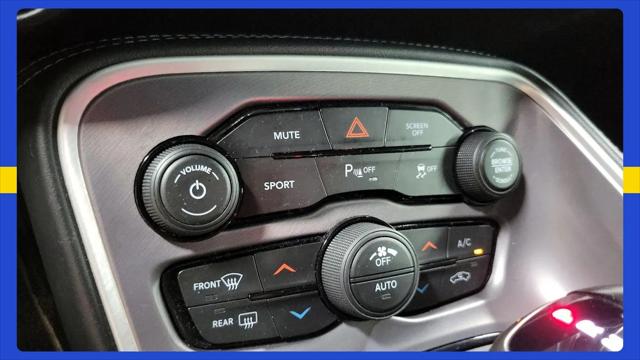 2021 Dodge Challenger SXT AWD