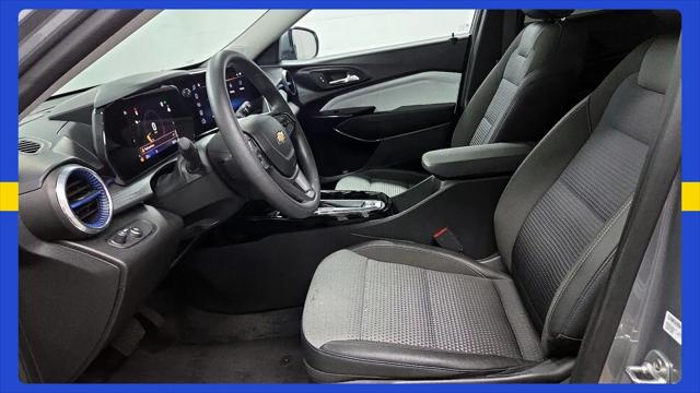2024 Chevrolet Trax FWD LT