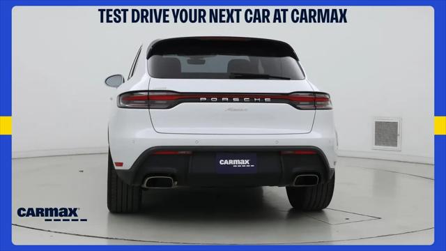 2022 Porsche Macan Macan