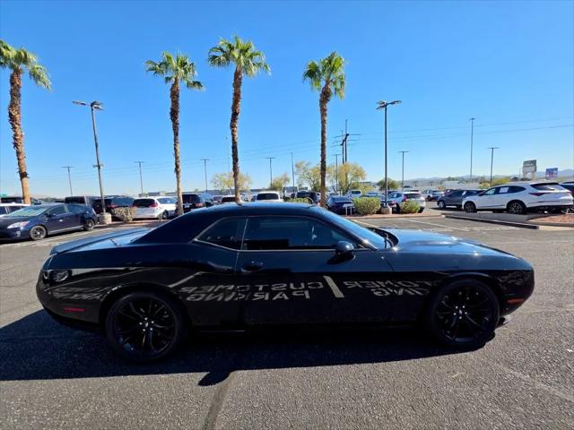 2017 Dodge Challenger SXT
