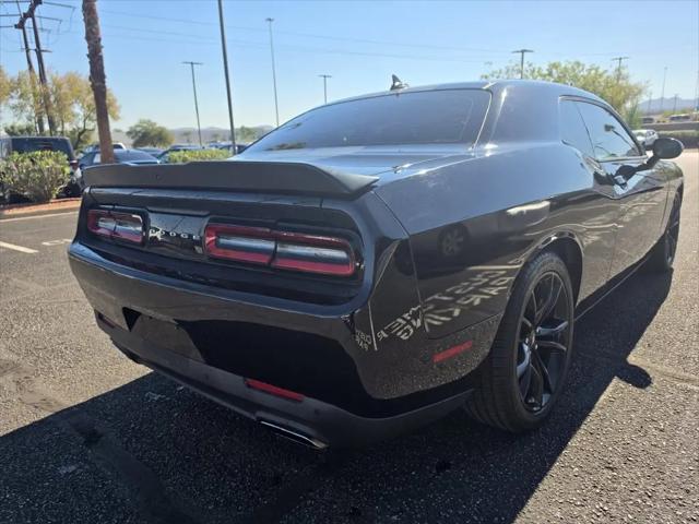 2017 Dodge Challenger SXT