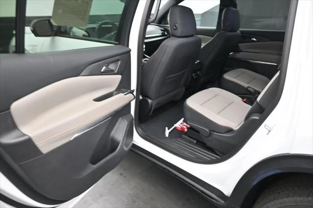 2026 Chevrolet Traverse FWD LT