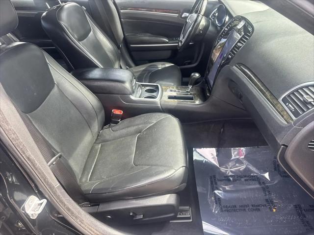 2013 Chrysler 300 AWD
