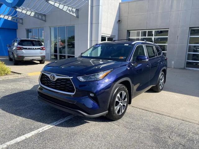2025 Toyota Highlander XLE for sale in Huntington, WV