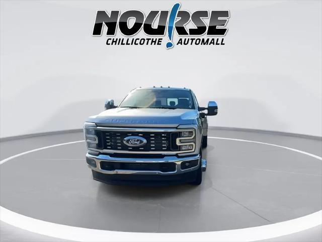 2027 Ford F-350 LARIAT