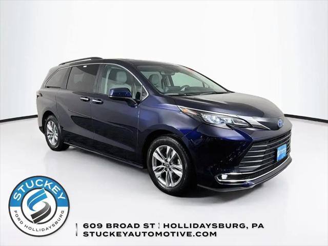 2024 Toyota Sienna XLE for sale in Hollidaysburg, PA