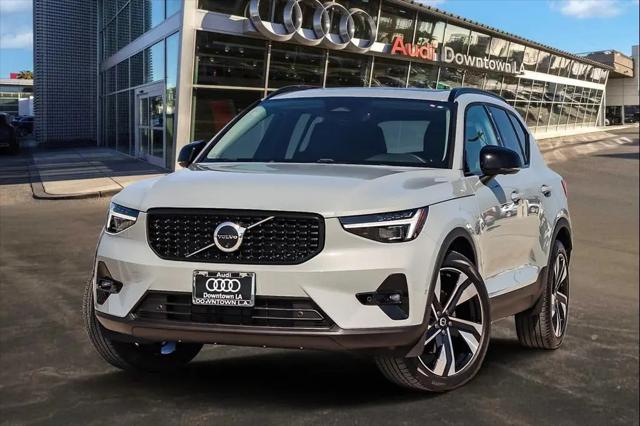 2025 Volvo XC40 B5 Plus Dark Theme for sale in Los Angeles, CA