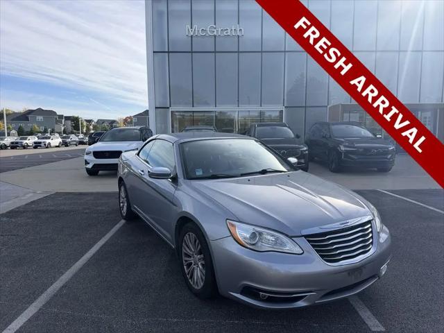 2013 Chrysler 200 Limited for sale in Barrington, IL