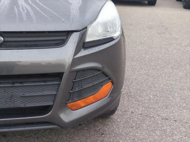 2016 Ford Escape S