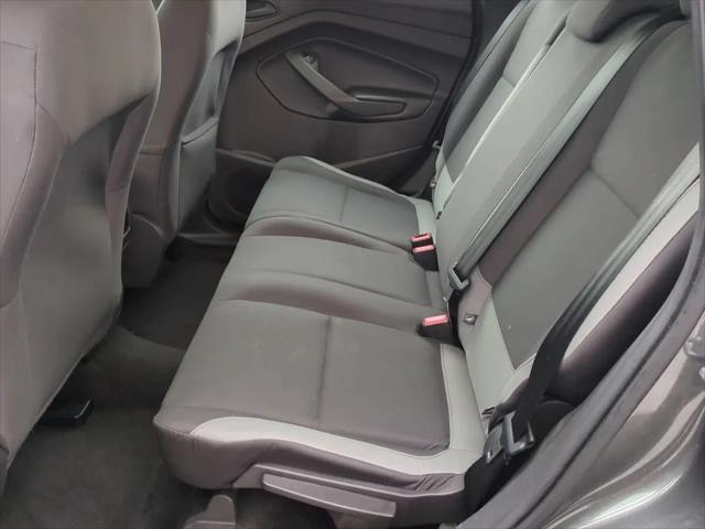 2016 Ford Escape S