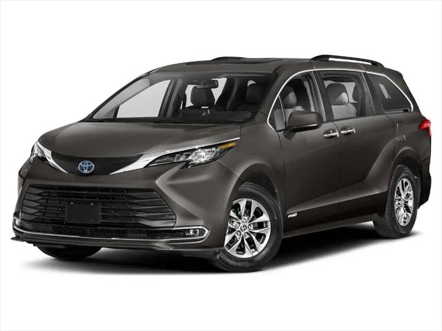 2021 Toyota Sienna XLE for sale in Farmington Hills, MI