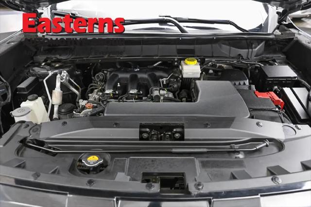 2023 Nissan Pathfinder SV 4WD