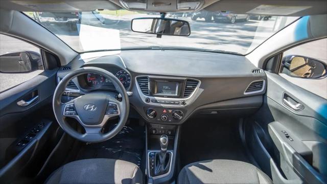 2020 Hyundai Accent SE