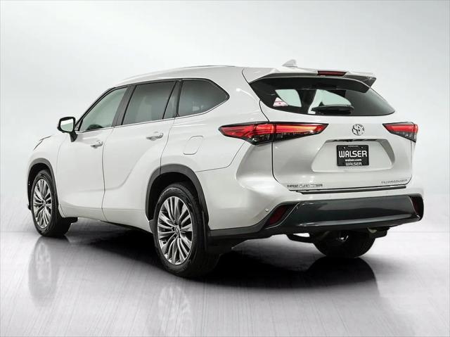 2023 Toyota Highlander Platinum