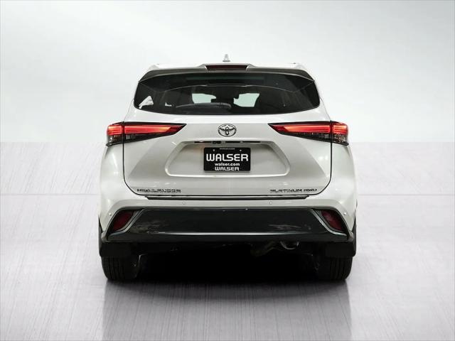 2023 Toyota Highlander Platinum