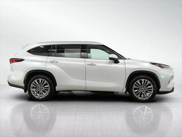 2023 Toyota Highlander Platinum