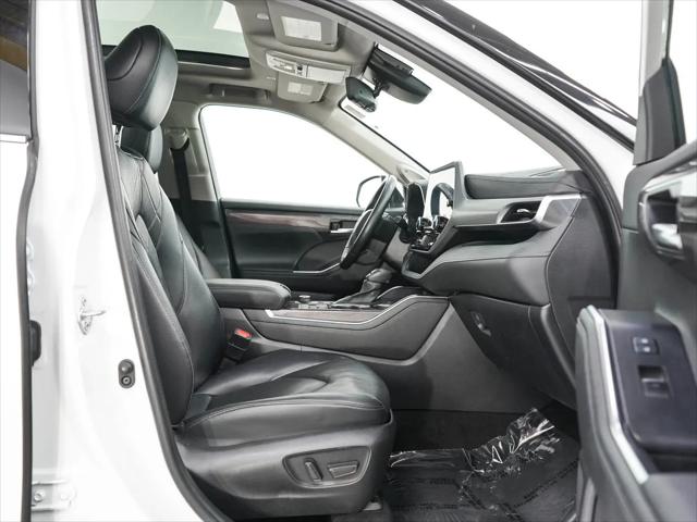 2023 Toyota Highlander Platinum