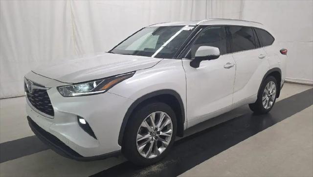 2024 Toyota Highlander for sale near COLUMBUS, OH