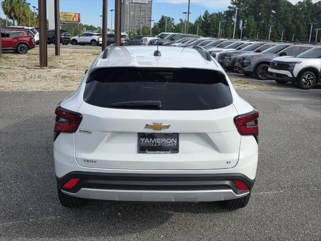 2025 Chevrolet Trax FWD LT