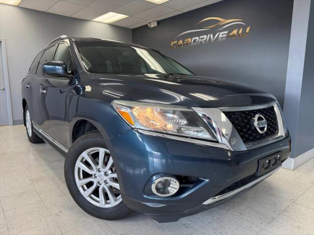2016 Nissan Pathfinder SL for sale in East Dundee, IL