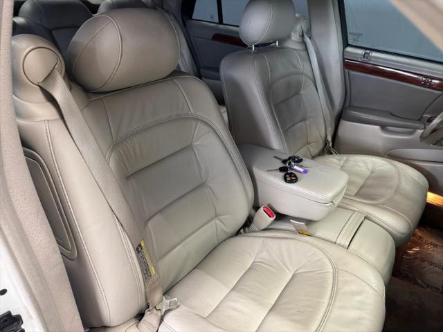 2003 Cadillac DeVille Standard