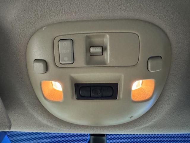 2003 Cadillac DeVille Standard